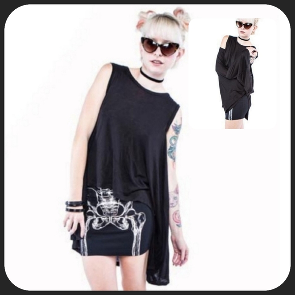 🖤 iHeart Maxi Two Way Cape Top 🖤 - Picture 2 of 7